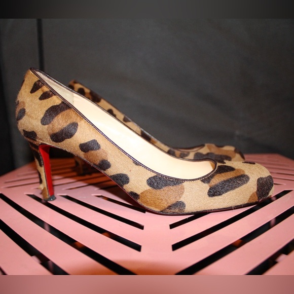 Christian Louboutin Leopard Pumps - Picture 1 of 12